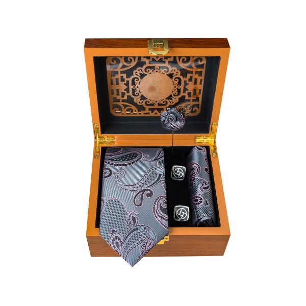 ست کامل کادویی کراوات دستمال جیب گل کت دکمه سردست مدل GF-PA351-GR&PI-BOX